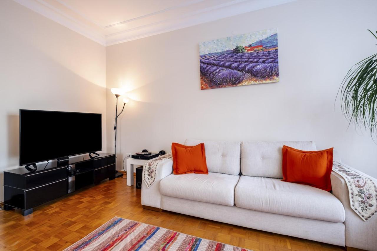 Cozy Flat Near Bagdat Street In Suadiye Istanbul Exteriör bild
